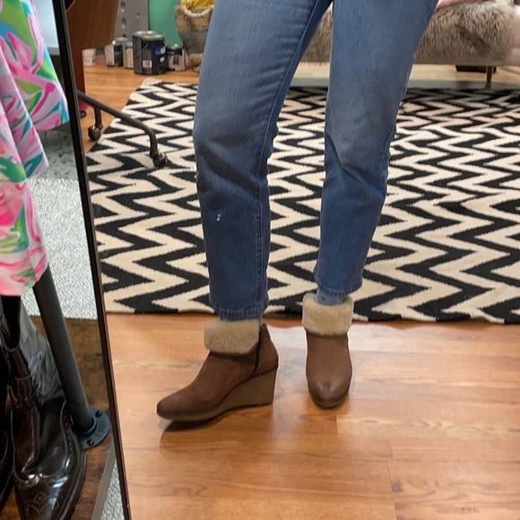 Andre Assous Wedge Shearling Booties - Picture 11 of 12